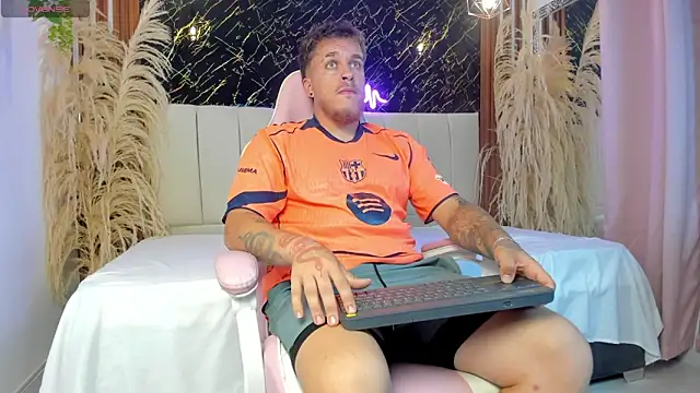 keane lee  online show from March 24, 2026, 7:19 pm