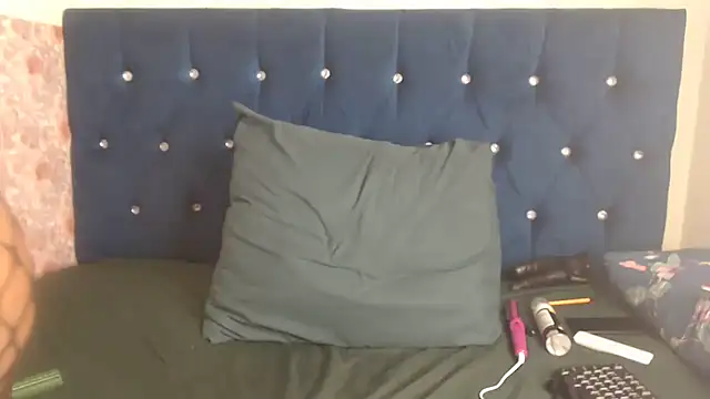 CURVYBOOTYLICIOUS88 online show from May 31, 2026, 11:39 am
