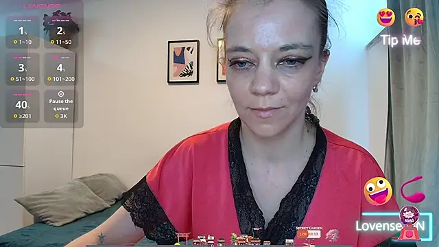 Yana-XX online show from June 22, 2026, 5:21 pm