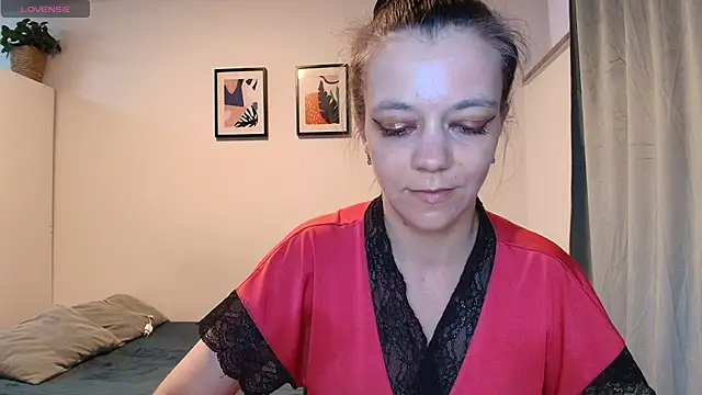 Yana-XX online show from July 12, 2026, 7:05 pm