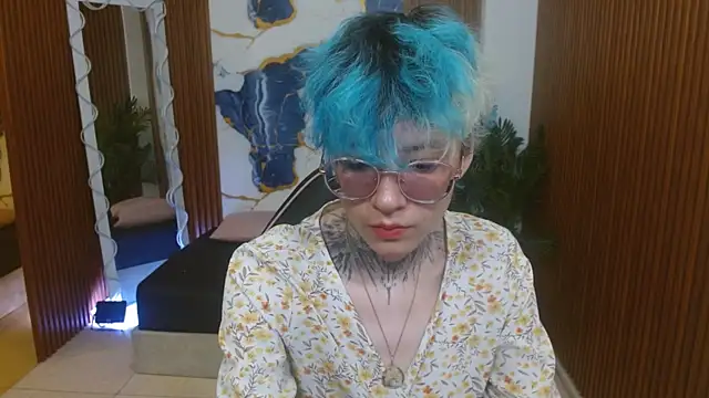 Snapshot of Lyra_tay chatting on April 22, 2026, 7:04 pm Lyra tay online show from April 22, 2026, 7:04 pm