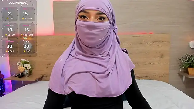  jennaa online show from April 15, 2026, 8:20 pm