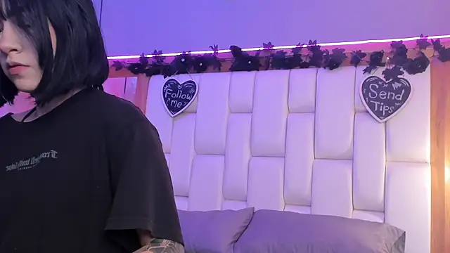 Bamby buu online show from April 8, 2026, 11:48 pm