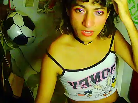 Snapshot of RAMONA_TIJERAX chatting on July 10, 2026, 9:56 am RAMONA TIJERAX online show from July 10, 2026, 9:56 am