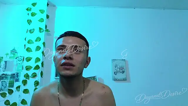 Snapshot of DayandDesire chatting on May 3, 2026, 9:21 pm DayandDesire online show from May 3, 2026, 9:21 pm