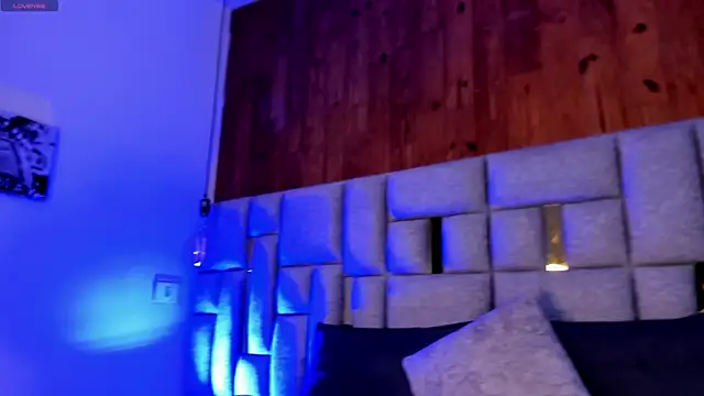 camilaa smith  online show from April 9, 2026, 8:03 pm