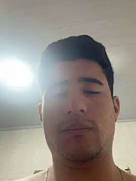 Snapshot of David-latinlover chatting on July 3, 2026, 3:24 am David-latinlover online show from July 3, 2026, 3:24 am