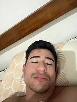 Snapshot of David-latinlover chatting on July 10, 2026, 12:52 pm David-latinlover online show from July 10, 2026, 12:52 pm