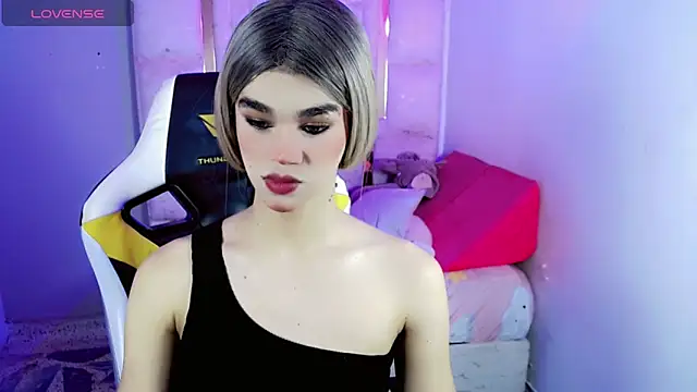 Sophiaa doll  online show from March 16, 2026, 3:23 am