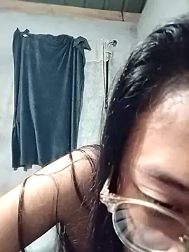 Snapshot of angelpinay44 chatting on April 9, 2026, 4:45 pm angelpinay44 online show from April 9, 2026, 4:45 pm