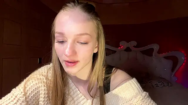 Anika Socutehe online show from March 13, 2026, 4:13 pm