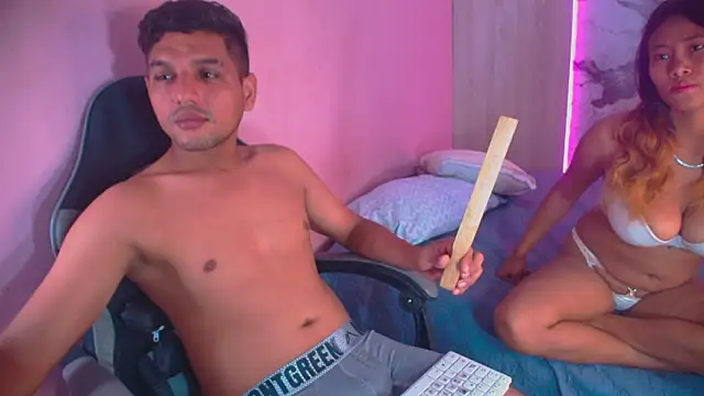 Hornyshow1 online show from March 13, 2026, 1:07 pm