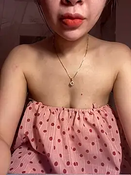 Snapshot of Liisa_loveU chatting on July 19, 2026, 1:31 am Liisa loveU online show from July 19, 2026, 1:31 am