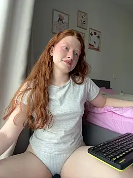 Snapshot of gingerlatte chatting on May 12, 2026, 9:06 am gingerlatte online show from May 12, 2026, 9:06 am