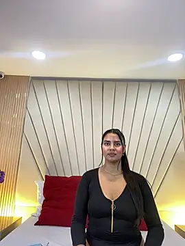 Snapshot of AnitaMore_ chatting on April 13, 2026, 4:34 pm AnitaMore online show from April 13, 2026, 4:34 pm