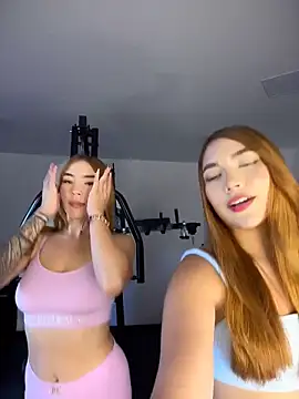 CyberMiaXXX online show from April 9, 2026, 9:31 pm