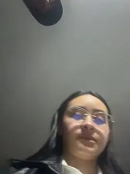 Snapshot of Anni_Rose chatting on March 14, 2026, 12:39 am Anni Rose online show from March 14, 2026, 12:39 am