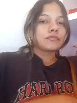 EmmaSanchez  online show from May 17, 2026, 12:41 am