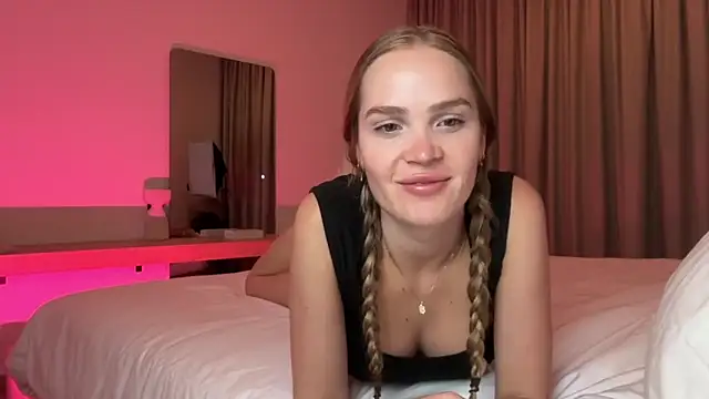xo madeline online show from May 6, 2026, 2:08 am