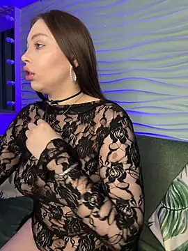 Snapshot of _CarlaDoll chatting on June 16, 2026, 10:01 pm CarlaDoll online show from June 16, 2026, 10:01 pm