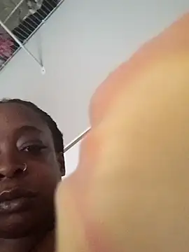 Snapshot of Honeysweetzz chatting on March 8, 2026, 7:28 pm Honeysweetzz online show from March 8, 2026, 7:28 pm