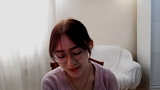Snapshot of SolvedGlobe chatting on May 30, 2026, 12:02 pm SolvedGlobe online show from May 30, 2026, 12:02 pm