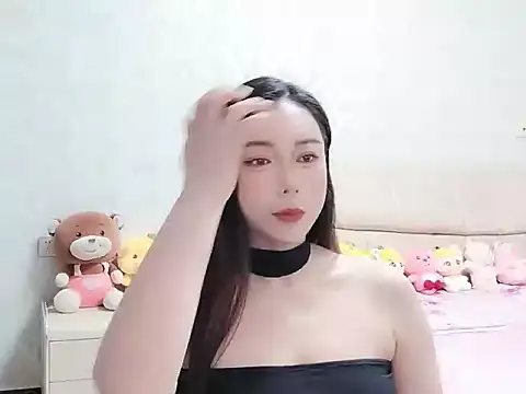 Naomi NN online show from June 8, 2026, 11:05 pm