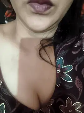 MUSKAN 786786- online show from March 4, 2026, 4:13 pm