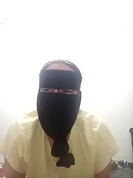 Snapshot of sex69soltana chatting on April 15, 2026, 10:43 pm sex69soltana online show from April 15, 2026, 10:43 pm