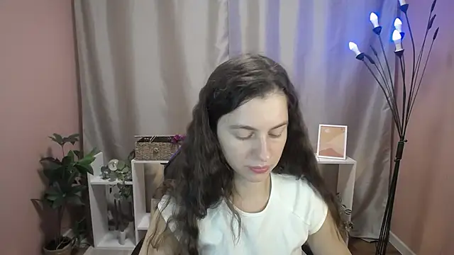 MistyBree online show from July 24, 2026, 8:01 am