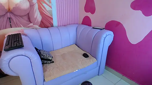 Siena Bouer online show from April 10, 2026, 3:34 am