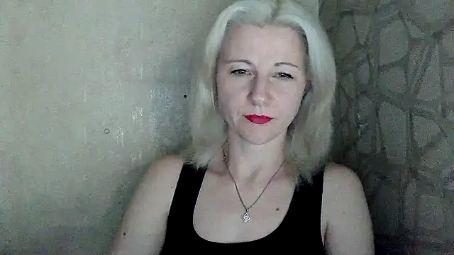Katerina-Kissa online show from May 20, 2026, 6:36 pm