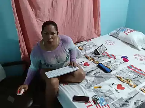 Snapshot of RenataGrimaldi chatting on March 3, 2026, 2:23 pm RenataGrimaldi online show from March 3, 2026, 2:23 pm