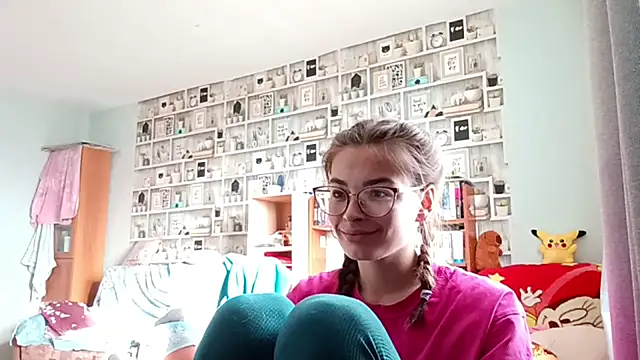 Snapshot of JInaMillsap chatting on April 16, 2026, 8:04 am JInaMillsap online show from April 16, 2026, 8:04 am