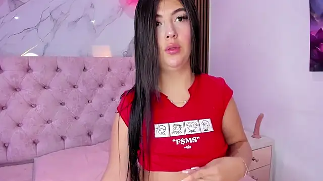 Snapshot of AbrilQuintana_ chatting on April 25, 2026, 11:35 am AbrilQuintana online show from April 25, 2026, 11:35 am