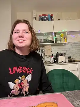 soft focus online show from March 15, 2026, 4:51 am