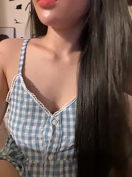 Snapshot of Angela-sexxy chatting on April 22, 2026, 3:57 pm Angela-sexxy online show from April 22, 2026, 3:57 pm