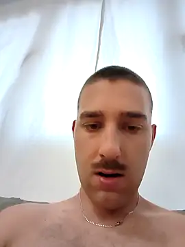 straightdude99 online show from April 3, 2026, 9:13 pm