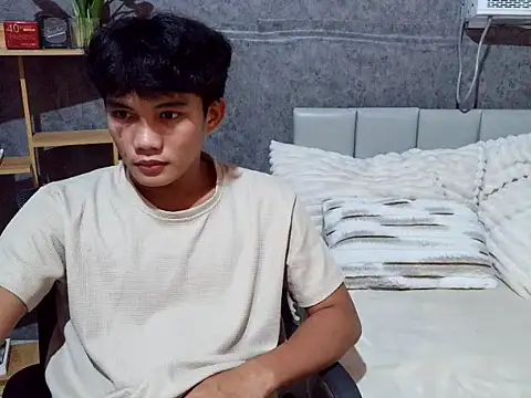 Snapshot of marksurelyhard chatting on July 27, 2026, 2:02 pm marksurelyhard online show from July 27, 2026, 2:02 pm
