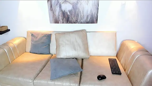 Partyhot cum online show from June 4, 2026, 3:12 am