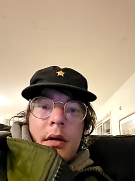 KinkyKittyBoy online show from April 14, 2026, 3:12 am