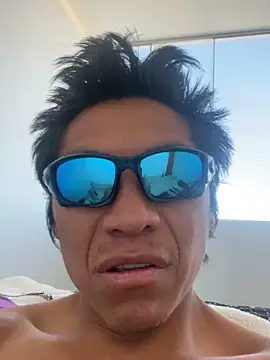 Snapshot of ZEUSEX369 chatting on May 30, 2026, 2:36 pm ZEUSEX369 online show from May 30, 2026, 2:36 pm