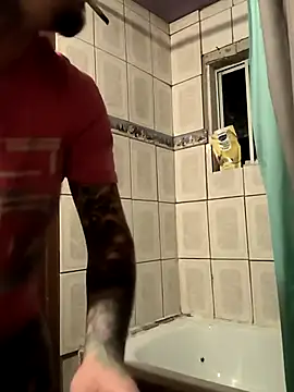 vikingo3333 online show from April 3, 2026, 7:06 am