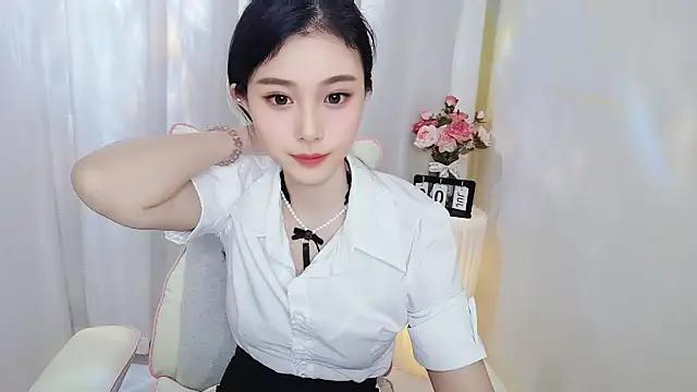 Mia 168 online show from July 9, 2026, 12:48 am