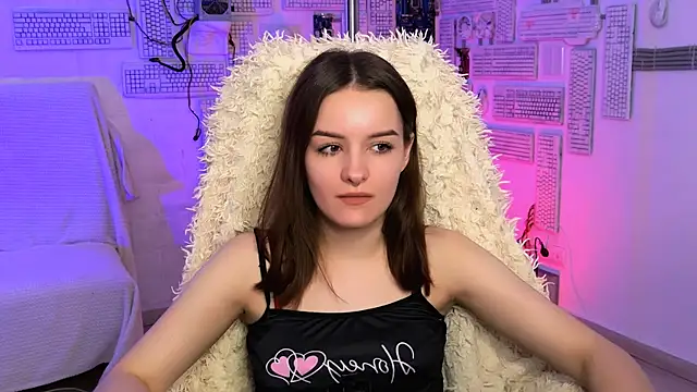 KellieBanshe online show from July 29, 2026, 4:54 am