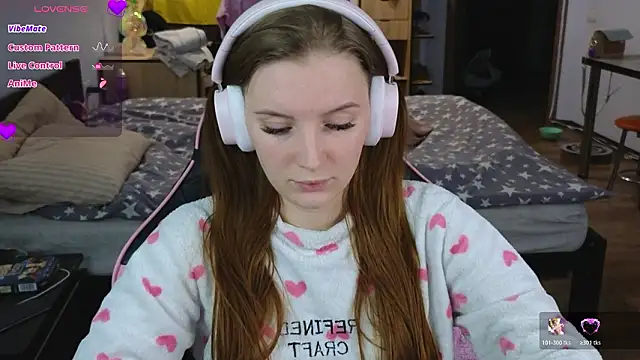 Snapshot of Mary_Blu chatting on February 1, 2026, 10:30 pm Mary Blu online show from February 1, 2026, 10:30 pm