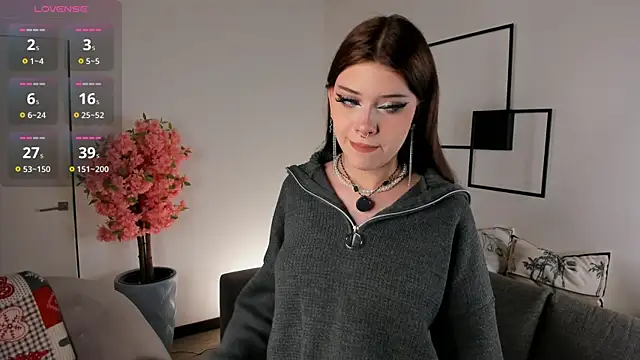 Glowia online show from April 12, 2026, 7:13 am