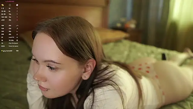 LeahAllsop online show from March 27, 2026, 8:26 am