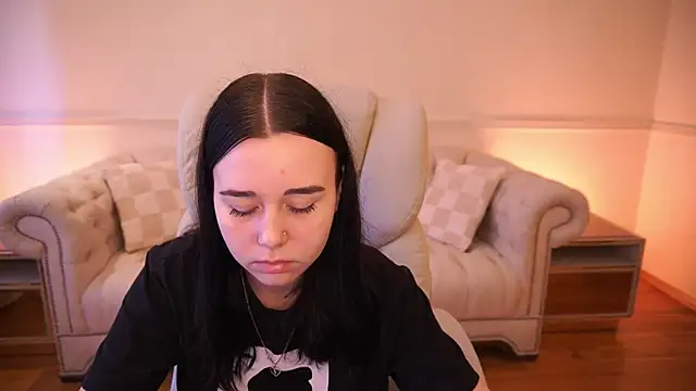 TorrySrar online show from March 11, 2026, 1:17 pm