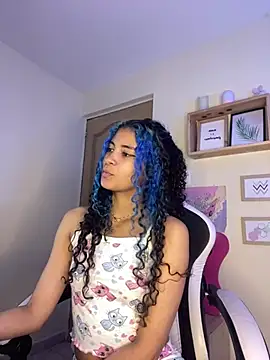 Franchezcaa  online show from July 25, 2026, 7:44 pm